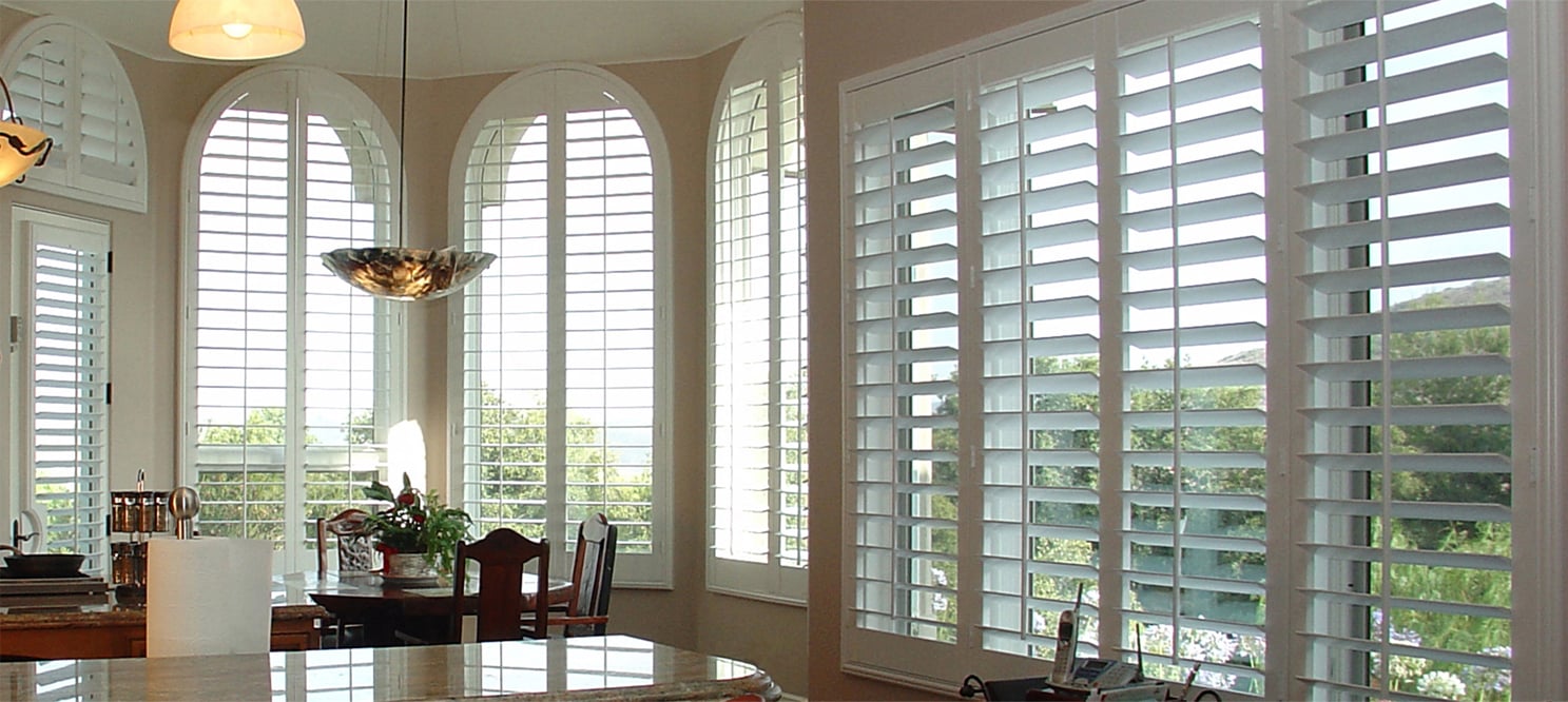 The Types of Window Blinds completeshutters.co.uk
